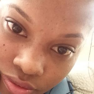 Meet your Posher, Kierra